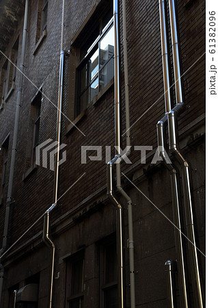 歴史的な建物（愛知県庁大津橋分室　戦争に関する資料館　愛知県 名古屋市） 61382096