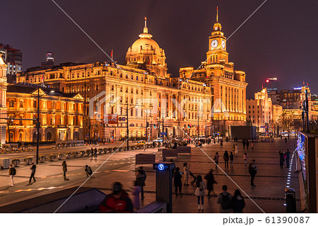 《上海》上海租界の洋館・外灘の夜景 61390087