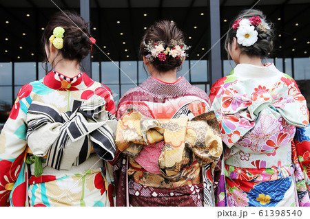 成人の日 成人式 成人の日 成人式 61398540