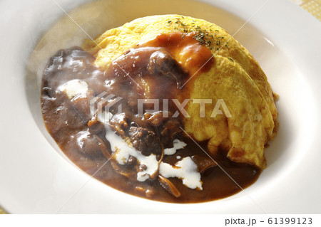 オムライス オムライス 61399123