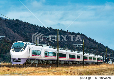 E657系の回送電車 宮城県柴田町の写真素材