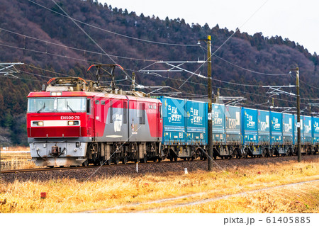貨物列車と空　宮城県柴田町 61405885