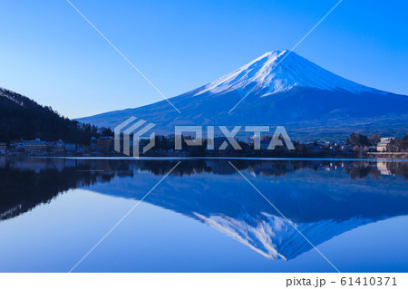 逆さ富士　河口湖 61410371