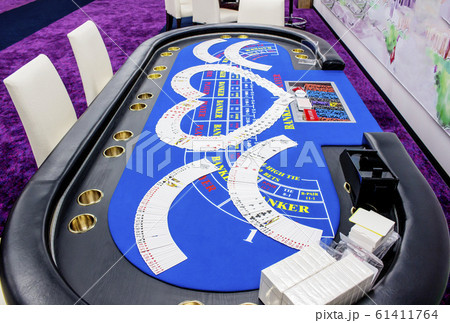 カジノ　IR　イメージ素材　カードゲーム　トランプ 61411764