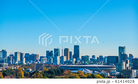 日本の東京都市景観　11月30日に完成した新生・国立競技場などを望む＝2019年11月30日撮影 61414028