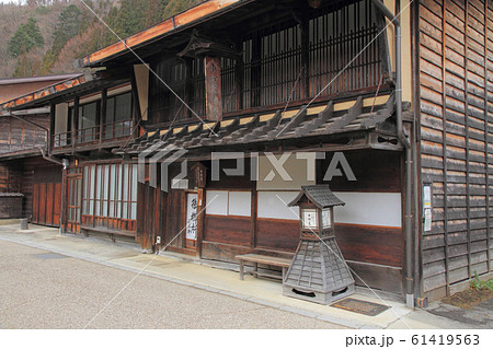 中山道　奈良井宿の町並み 61419563