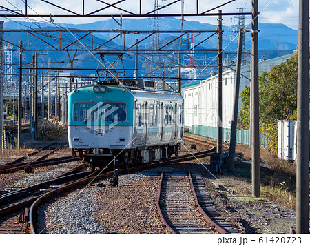 岳南電車 吉原駅に入線する7000系 岳南電車 吉原駅に入線する7000系 61420723