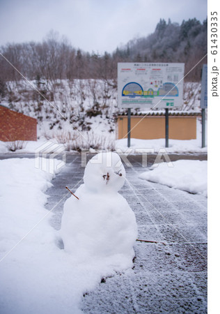 新潟県湯沢 土樽pa 雪だるまの写真素材