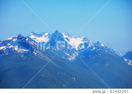 Mountains in Washington 61432207