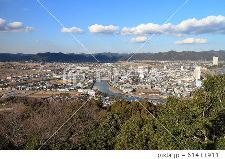 千葉県鴨川市の街並み 千葉県鴨川市の街並み 61433911