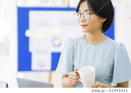 business woman, office, working business woman, office, working 61443423