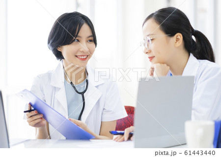 Doctor, nurse, hospital Doctor, nurse, hospital 61443440