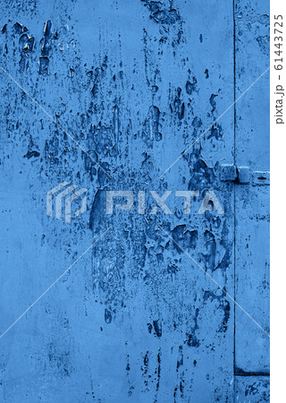 Old Wall with cracked paint, grunge background 61443725