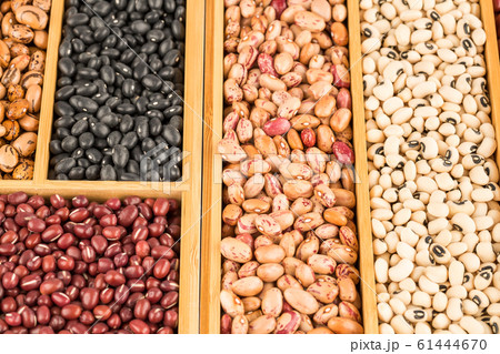 Different beans 61444670