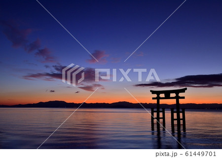 白髭神社からの朝日 61449701
