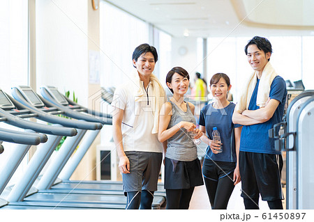 カップル スポーツジム フィットネス スポーツクラブの写真素材