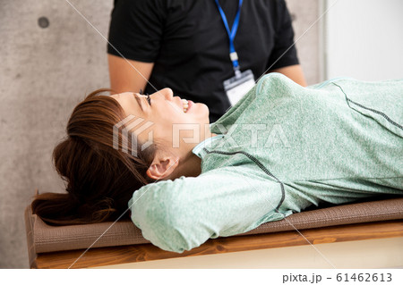 パーソナルトレーナー パーソナルトレーナー 61462613