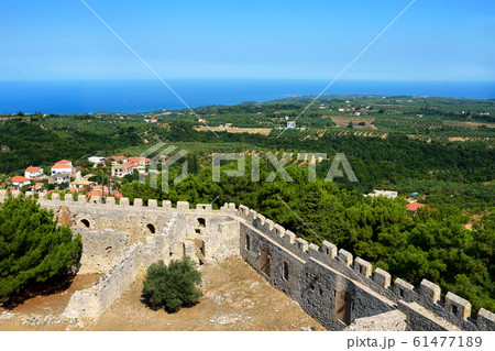 Wall's of medieval Chlemoutsi ("Clermont") castle 61477189