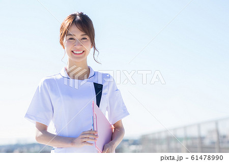 20代　看護師 61478990