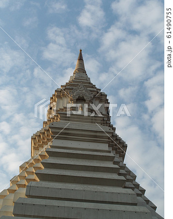 ワット・パクナム 61490755