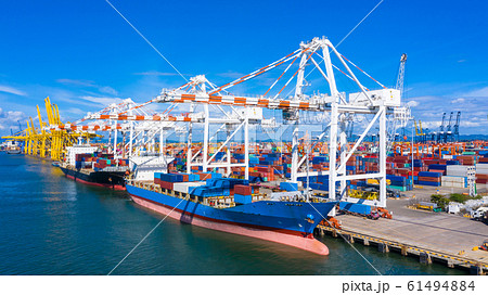 Container ship loading and unloading in deep sea 61494884