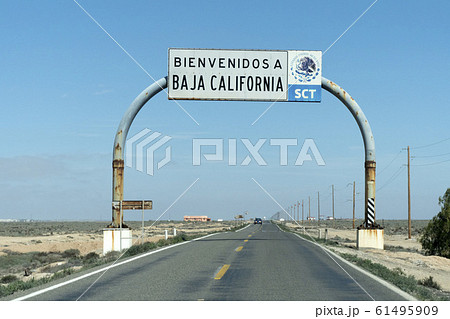 welcome to baja california road sign 61495909