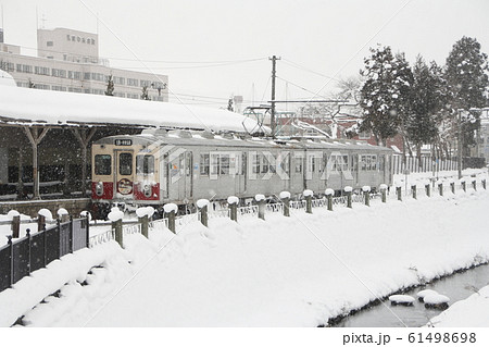 冬の弘南鉄道大鰐線 61498698