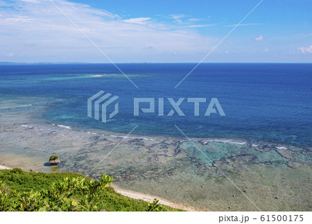 沖縄の海 知念岬の海岸 沖縄観光スポット イメージ素材 沖縄の海 知念岬の海岸 沖縄観光スポット イメージ素材 61500175