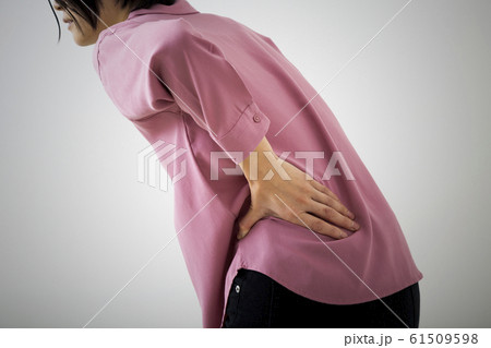 腰痛 61509598