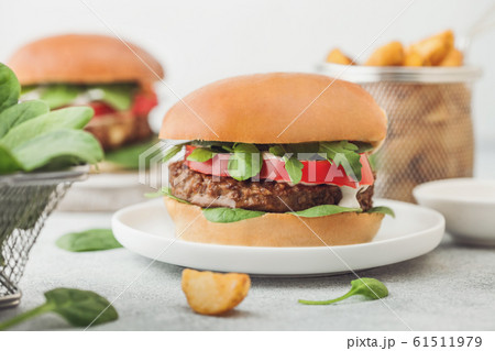 Healthy vegetarian meat free burgers on round Healthy vegetarian meat free burgers on round 61511979