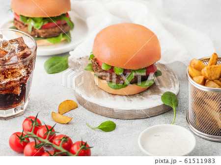 Healthy vegetarian meat free burgers on round Healthy vegetarian meat free burgers on round 61511983
