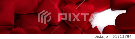 Valentines day hearts background 61513794