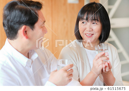 水　シニア 61515675