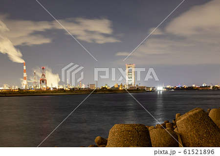 四日市港ポートビル 工場夜景 四日市港ポートビル 工場夜景 61521896