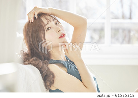 女性 女 女の子 61525318