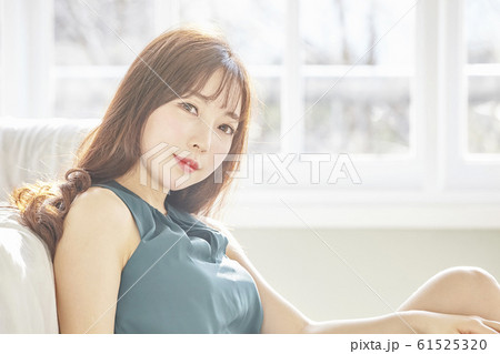 女性 女 女の子 61525320