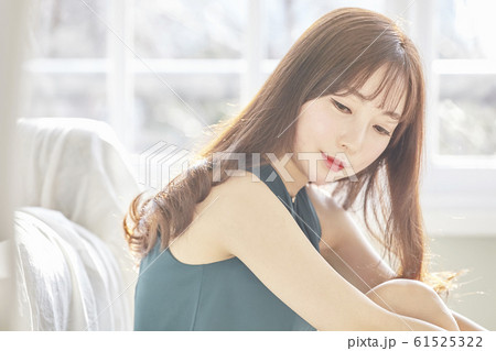 女性 女 女の子 61525322
