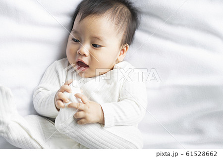 baby boy 6 month in bedroom baby boy 6 month in bedroom 61528662
