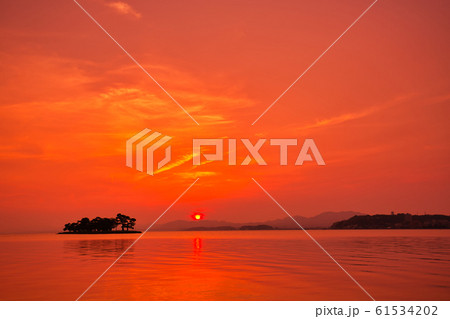 宍道湖の夕景 61534202