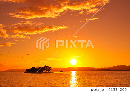 宍道湖の夕景 61534206