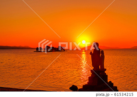 宍道湖の夕景　袖師地蔵 61534215