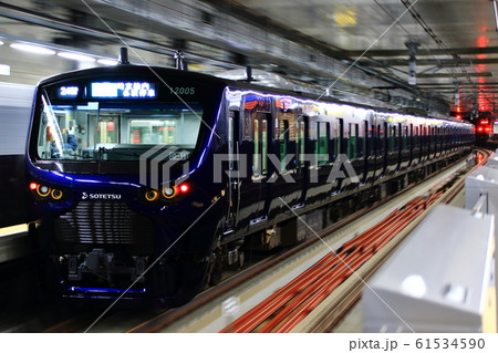 相鉄　12000系　羽沢横浜国大駅 61534590