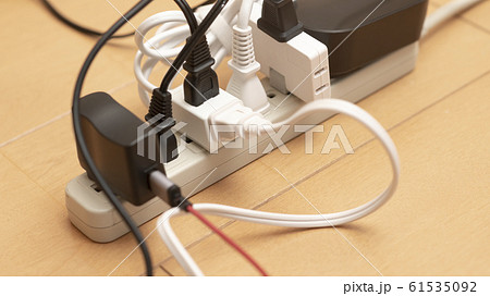 タコ足配線 タコ足配線 61535092