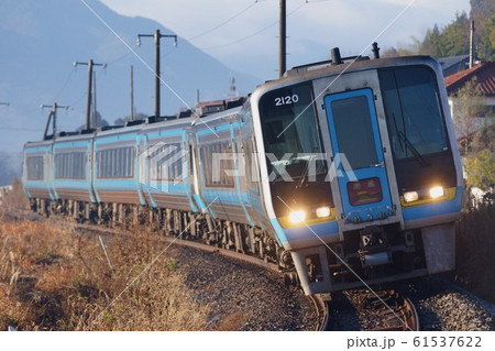 全編成岡山行きで運転する特急南風4号 全編成岡山行きで運転する特急南風4号 61537622