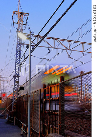 早朝の線路 早朝の線路 61553181