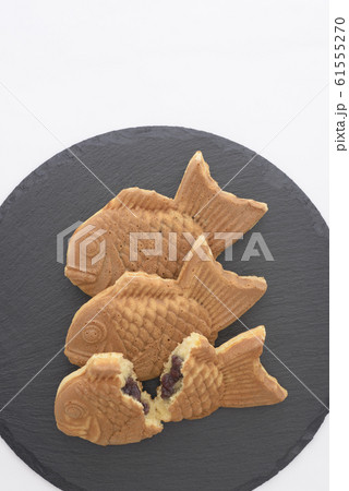 石皿の上にたい焼き 石皿の上にたい焼き 61555270