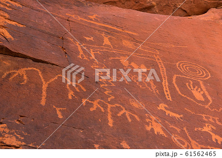 バレーオブファイヤ 61562465