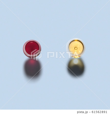 Two glasses of red and white wine. Top view. 61562891