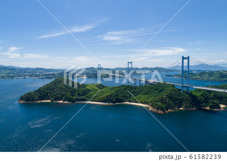 馬島と来島海峡（しまなみ海道）　空撮 61582239
