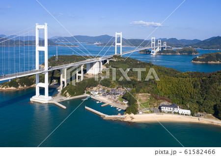 馬島と来島海峡（しまなみ海道）　空撮 61582466